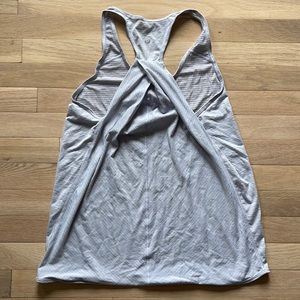 Lululemon workout tank